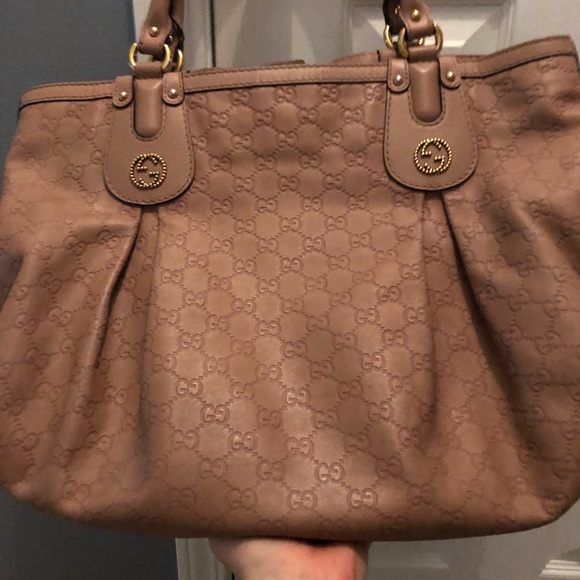 Gucci Handbags - Authentic leather nude/pink Gucci bag